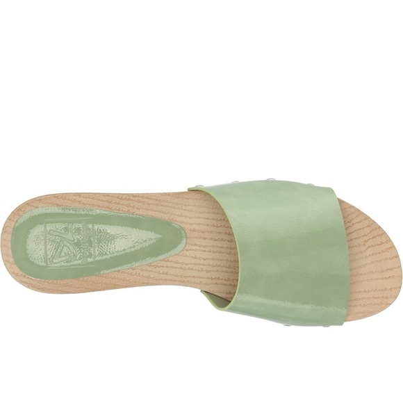 Dirty Laundry Women’s  Slide Sandal - Picture 3 of 6